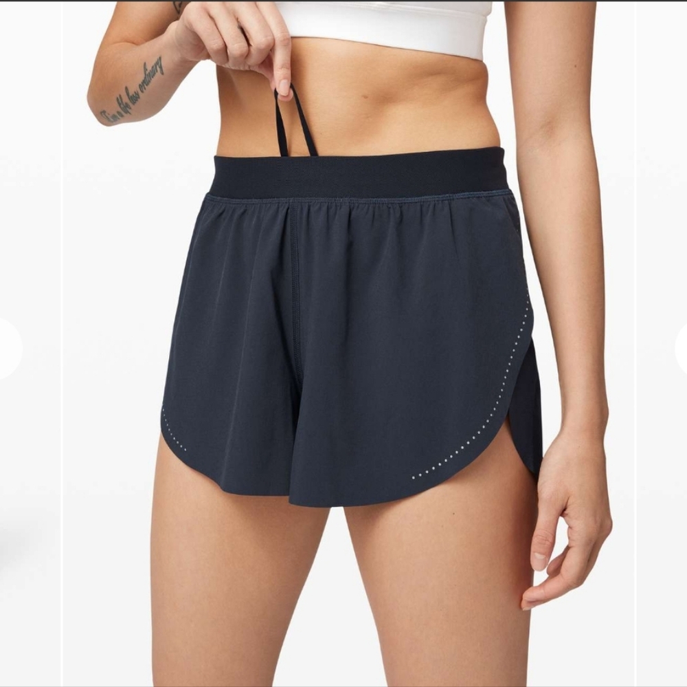 Lululemon Find Your Pace Short 3" *Lined 10